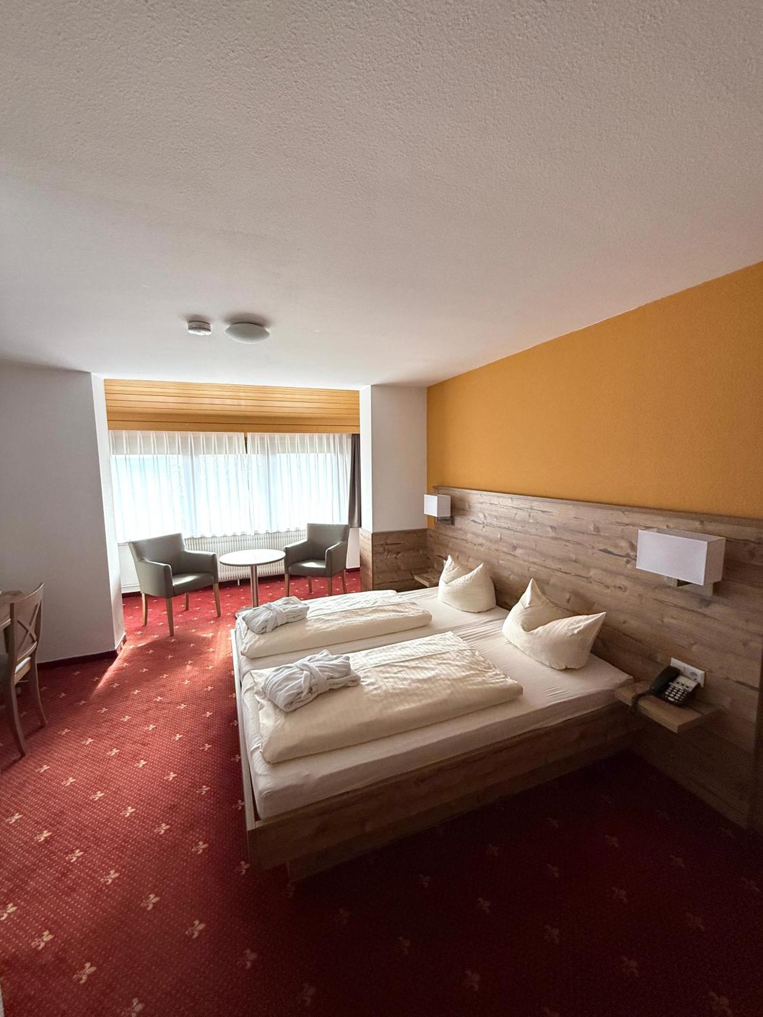 Hotel Traube Loßburg Kültér fotó